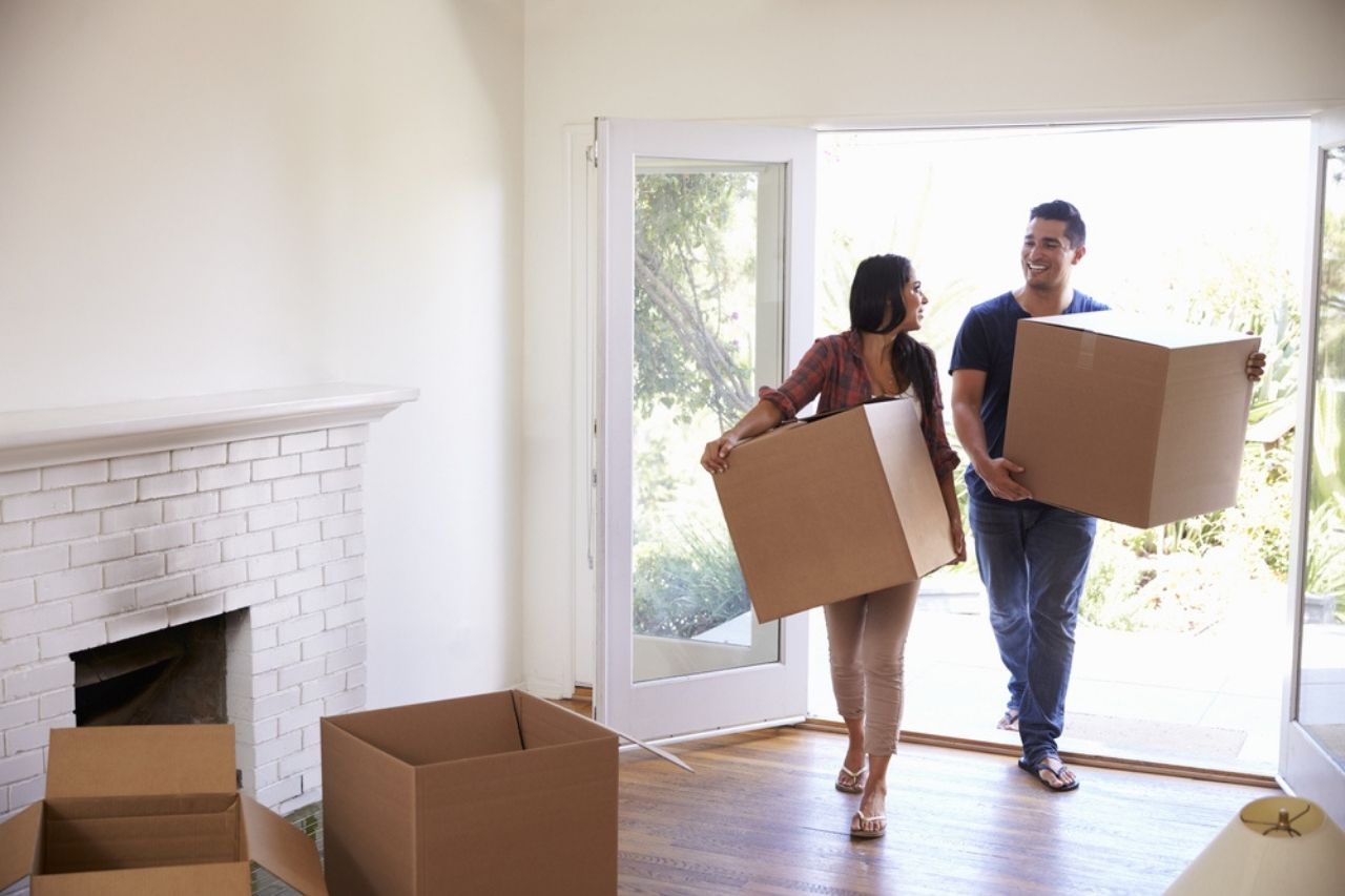 Long distance movers in Los Angeles for summer 2025